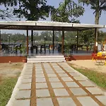 Savshanti Lake Resort
