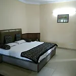 Savshanti Lake Resort