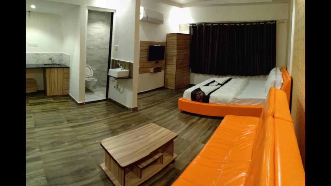 Hotel Strawberry Hills 3*