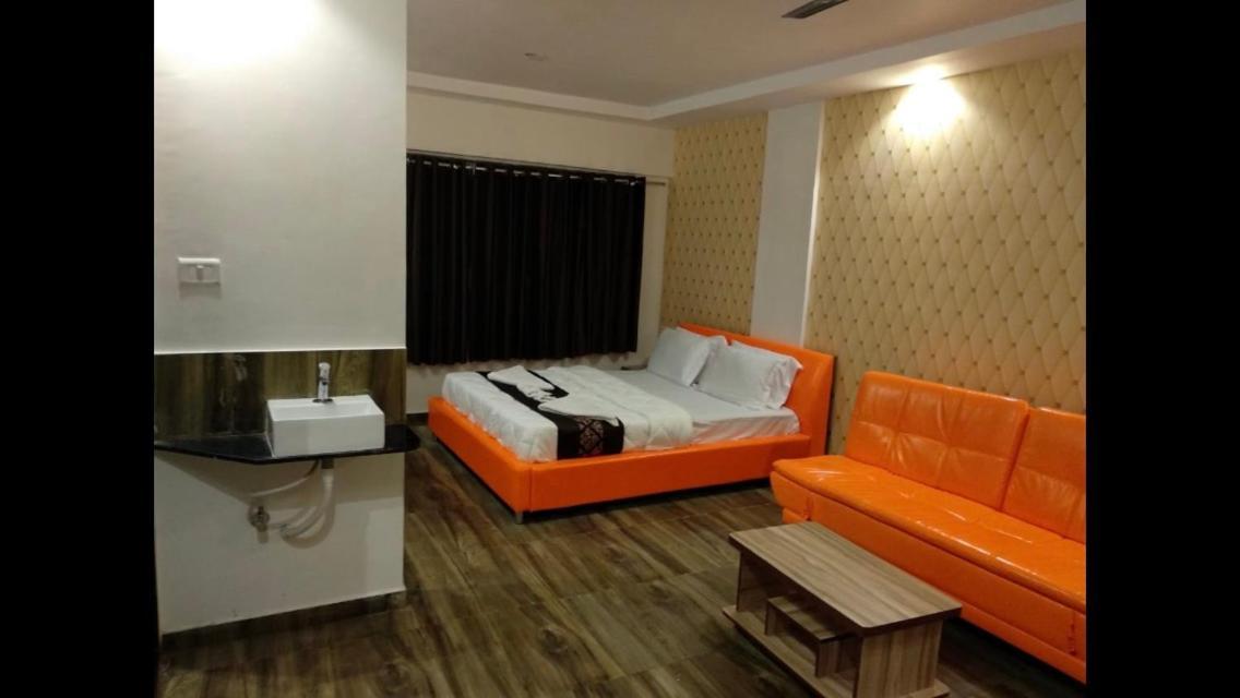 Hotel Strawberry Hills