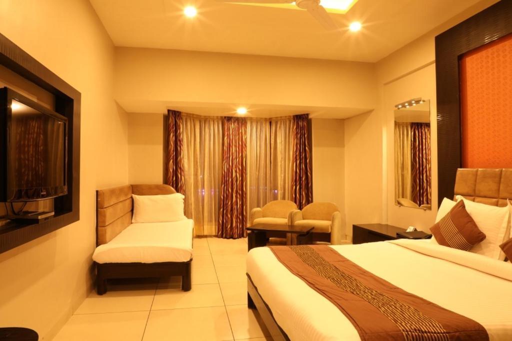 Hotel Patang Residency 3*