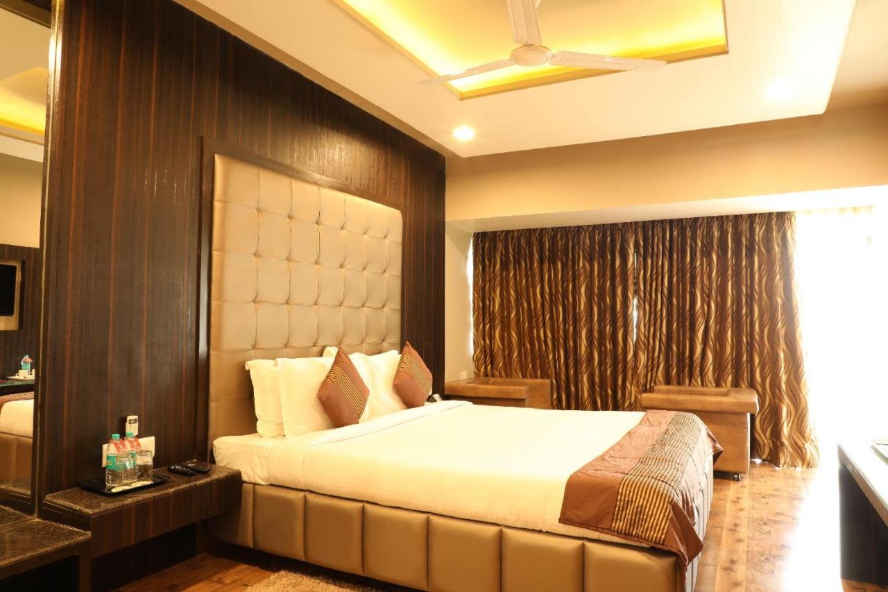 Patang Residency 3*