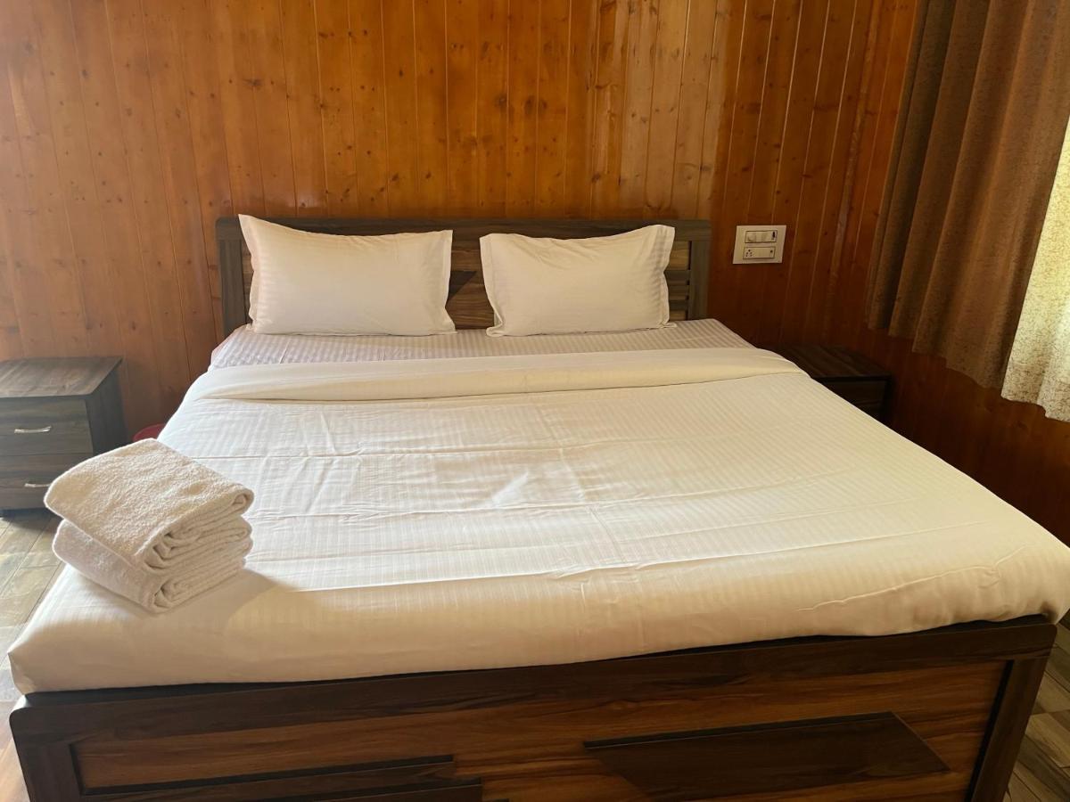 Ambica Valley Resort *