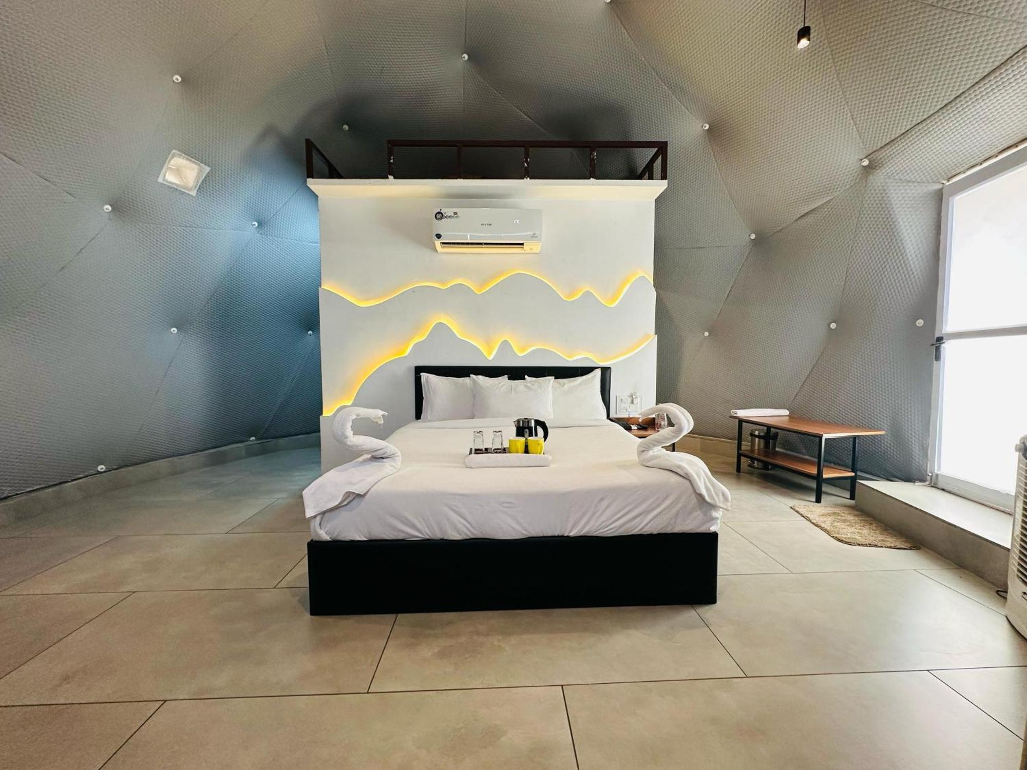 Wild Heaven Glamping And * Saputara