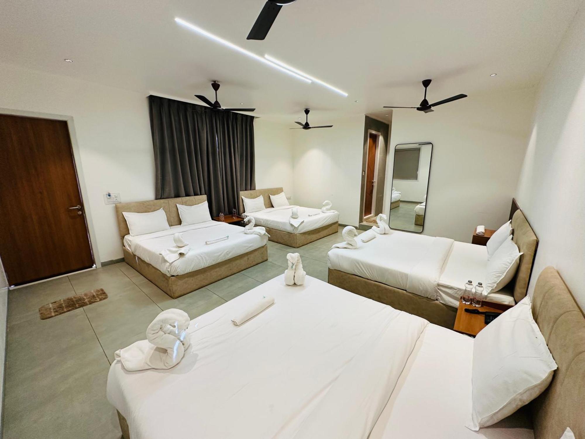 Wild Heaven Glamping And * Saputara