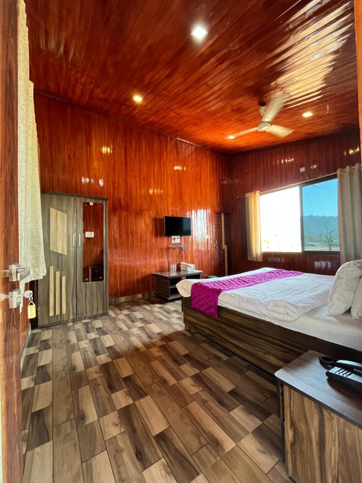 Resort Ambica Valley Saputara