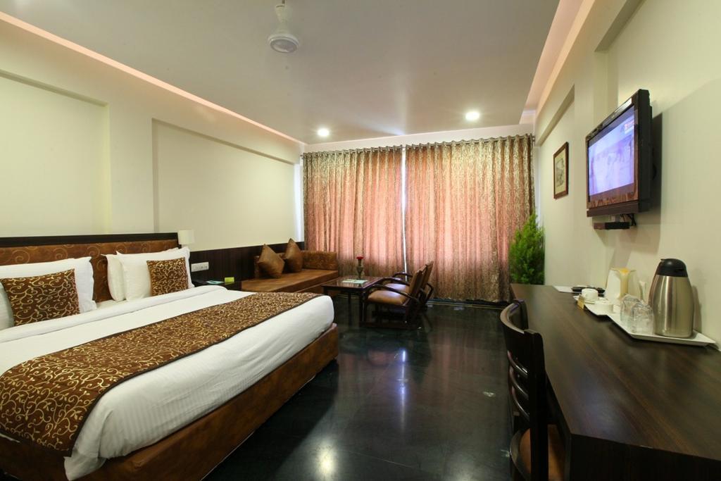 Resort Shilpi Hill 3*