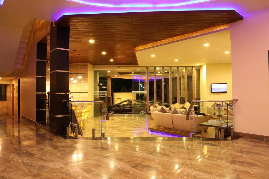 Patang Residency Hotel 3*