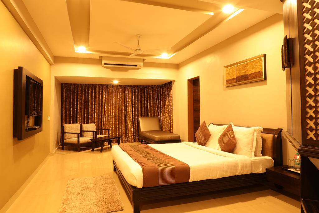 Patang Residency Hotel Saputara