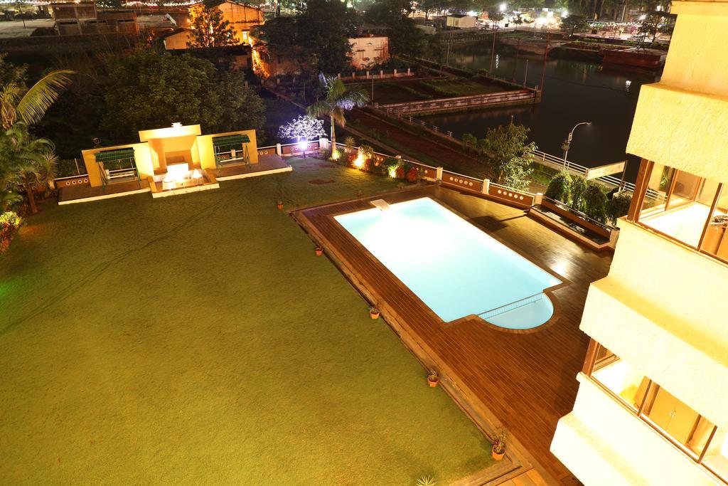 Hotel Patang Residency 3*