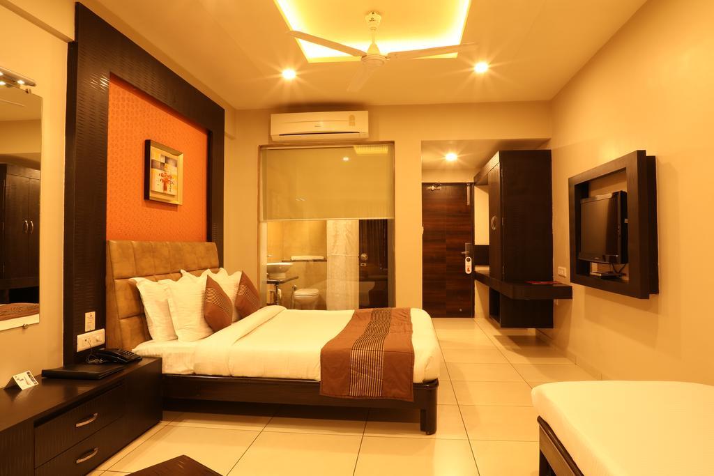 Hotel Patang Residency 3*
