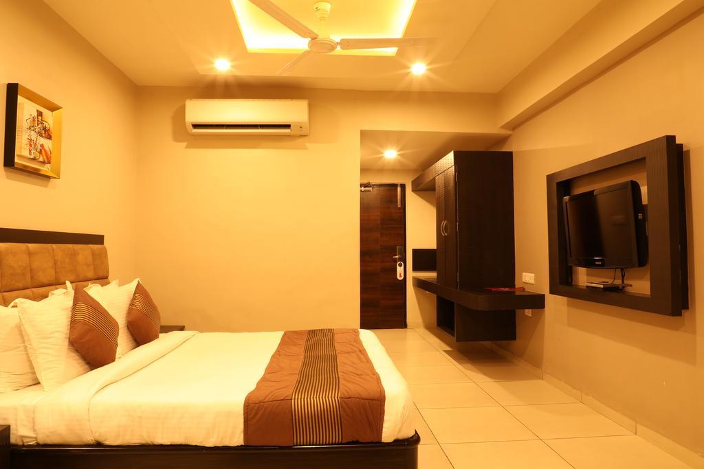 Patang Residency 3* Saputara