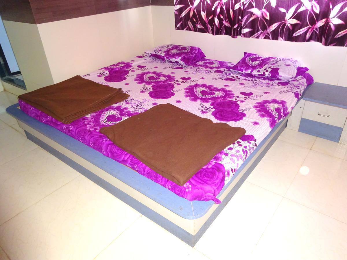 Hotel Sai Leela Saputara