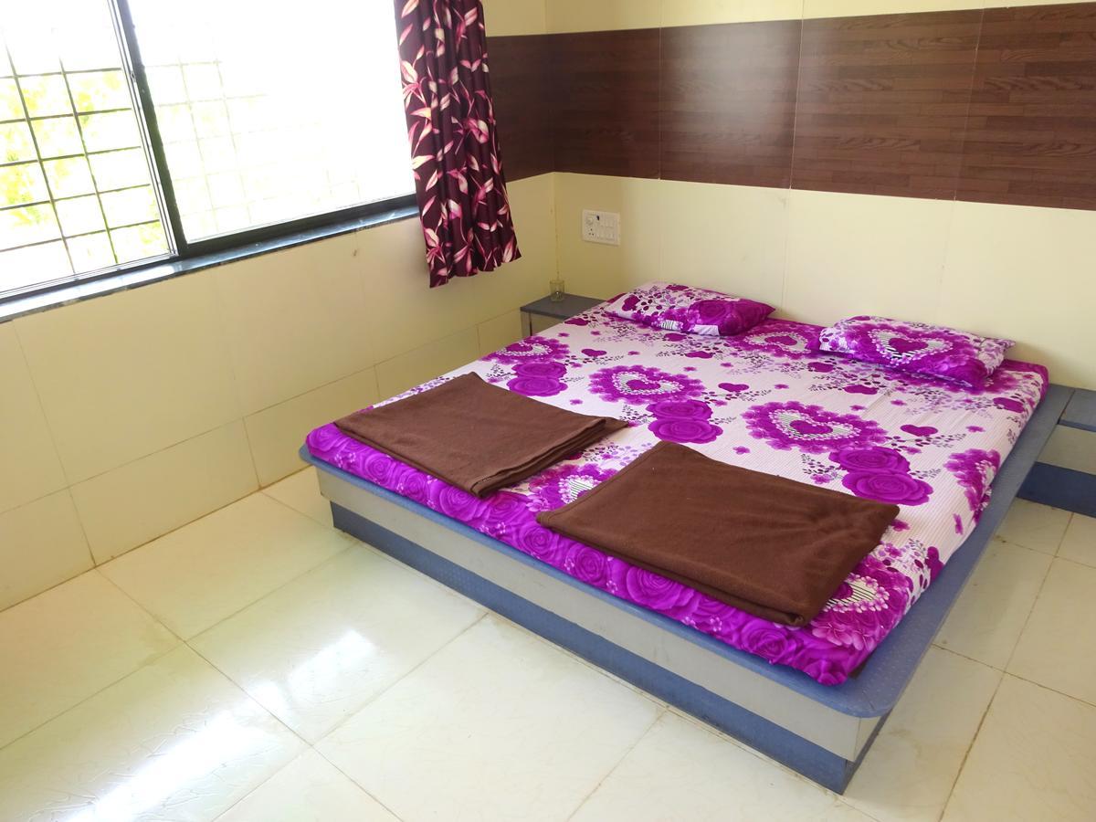 Hotel Sai Leela