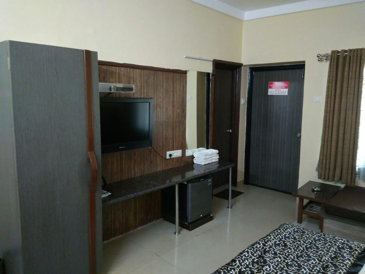 Resort Savshanti Lake 3*
