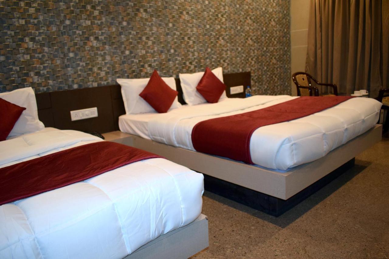 Kansar Palace By Sky Stays Saputara