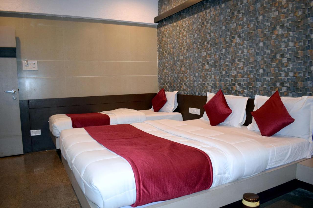 Hotel Kansar Palace By Sky Stays Saputara